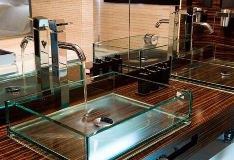 سوئیت پرزیدنت, Unahotels One Catania