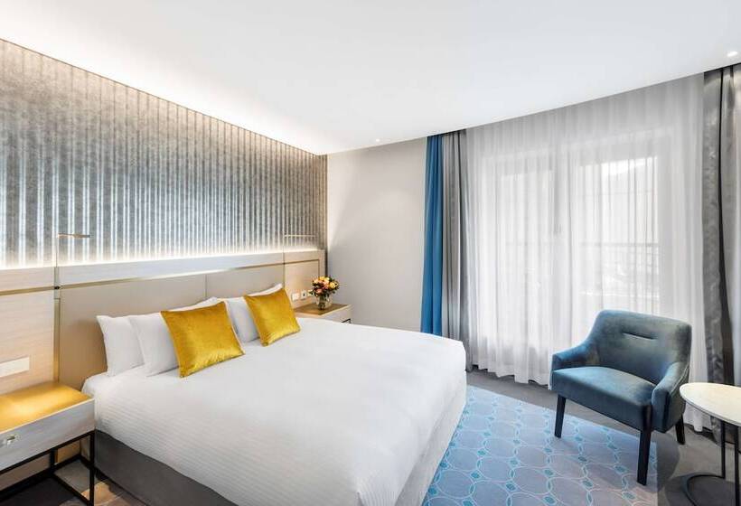 스위트, Radisson Blu Plaza Hotel Sydney