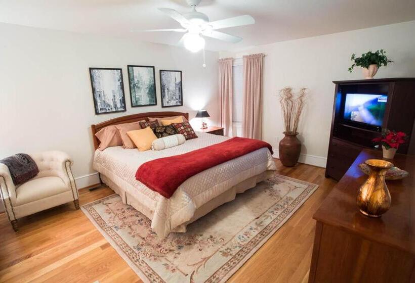 Стандартный Номер Кровать Кинг, Loudoun Valley Manor B&b
