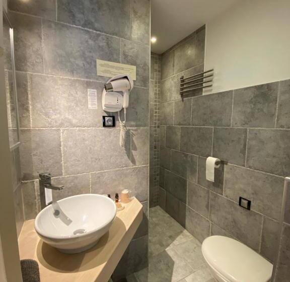 Номер Economy, La Glycine Hotel Et Spa