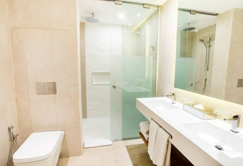 Полулюкс, Iberostar Selection Bavaro Suites