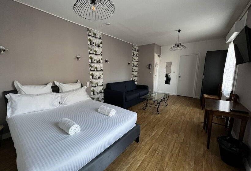 Семейный Номер, Les Montois