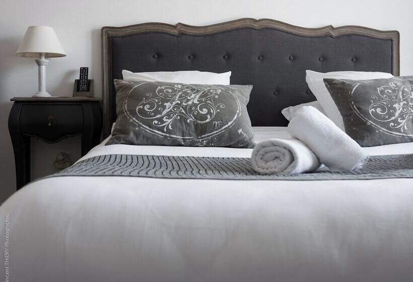 Номер Стандарт с Балконом, Hôtel Et Gîtes L Ecrin 88 Vosges