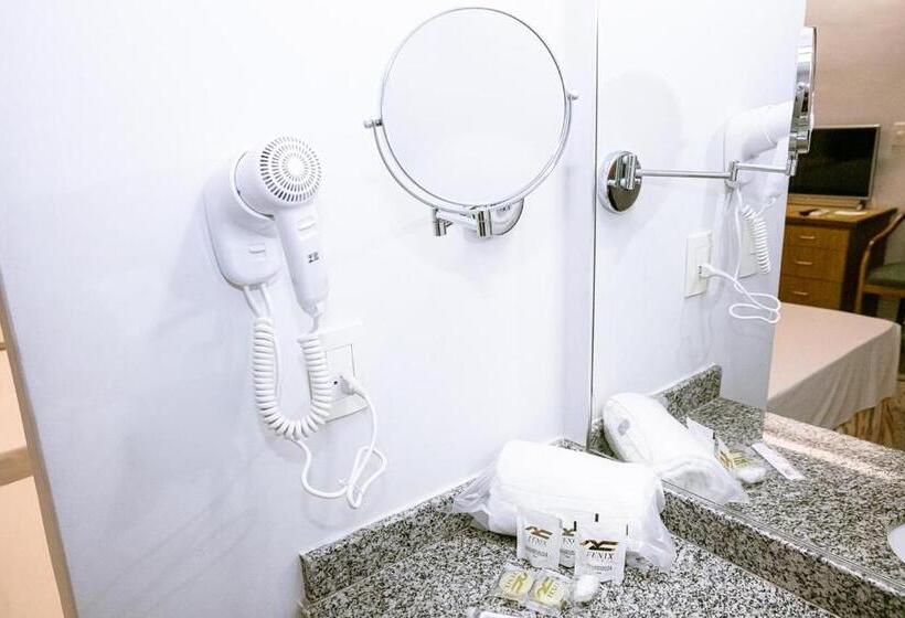 اتاق استاندارد سه نفره, Fênix Hotel Varginha