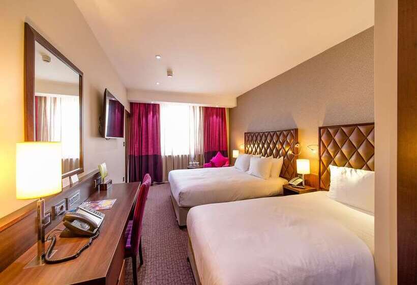 Номер Deluxe Кровать Куин, Rushhh Daytona Beach, Tapestry Collection By Hilton