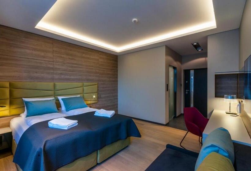 Люкс Deluxe Кровать Кинг, Przystań Mechelinki  Marina Del Mar