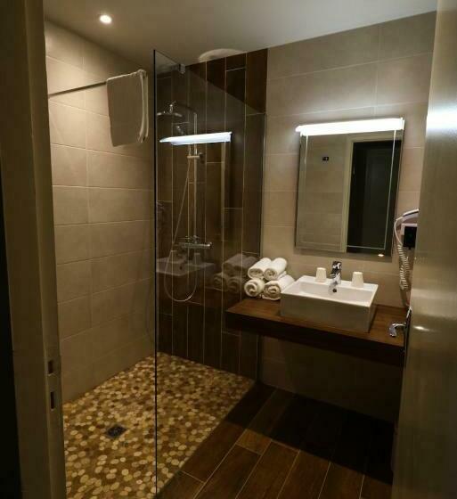 اتاق استاندارد, Hostellerie Bellevue