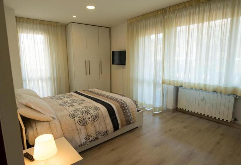 اتاق خانوادگی, B&b Il Bacio