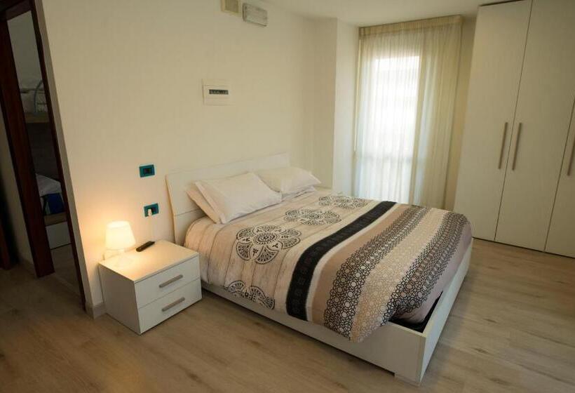 اتاق خانوادگی, B&b Il Bacio