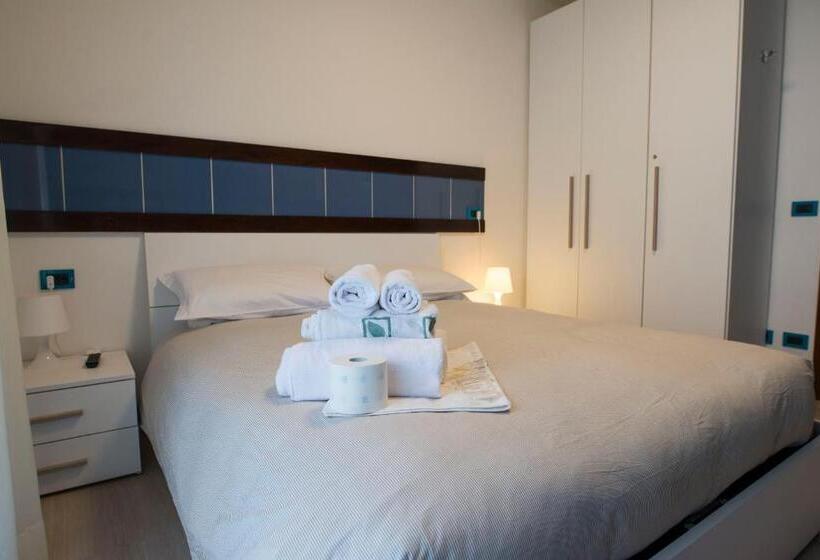 اتاق استاندارد با سرویس بهداشتی مشترک, B&b Il Bacio
