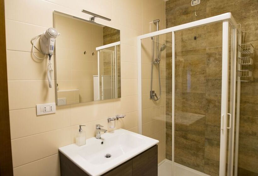 اتاق استاندارد سه نفره, B&b Il Bacio