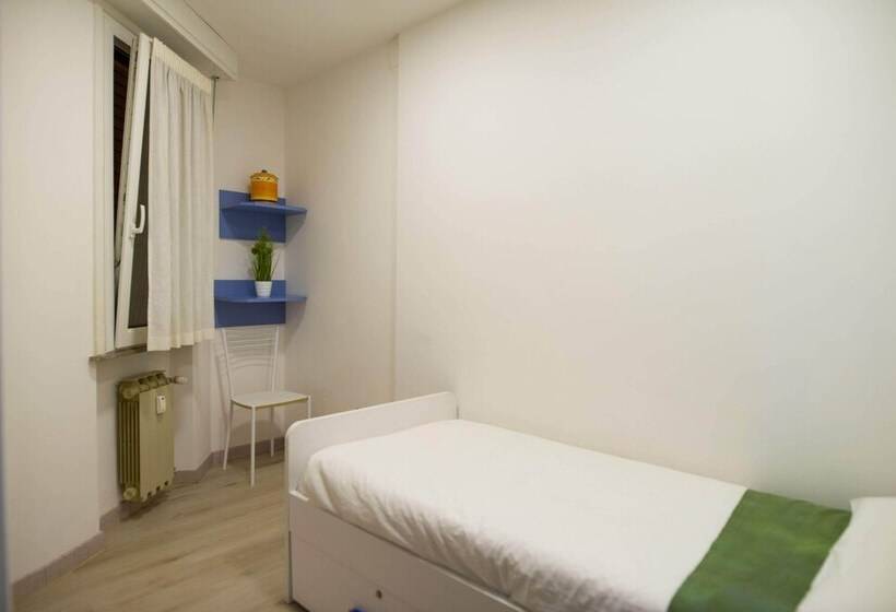اتاق استاندارد سه نفره, B&b Il Bacio