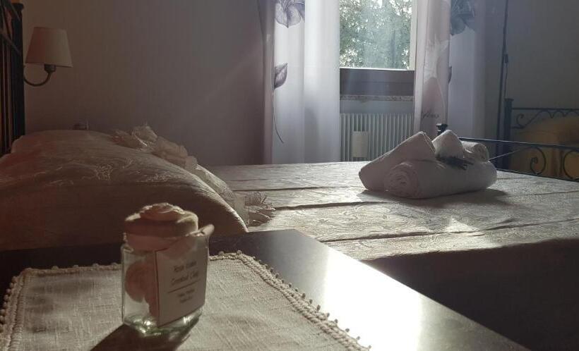 Номер Стандарт Вид на Сад, La Villa
