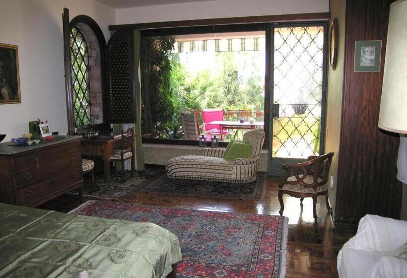 Номер Стандарт с Балконом, Villa Tra  Monti