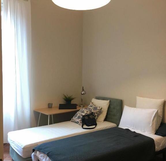 اتاق راحتی سه تخته, B&b Palazzo De  Il Nuovo Duca Minimo