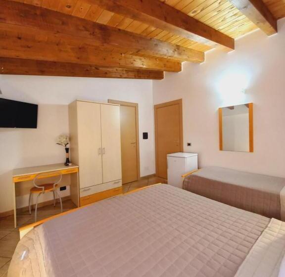 Номер Стандарт Трехместный, B&b L Antica Torre