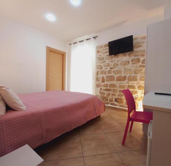 Номер Стандарт с Балконом, B&b L Antica Torre
