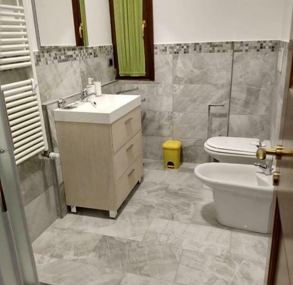 اتاق استاندارد, B&b Il Torchiourbino