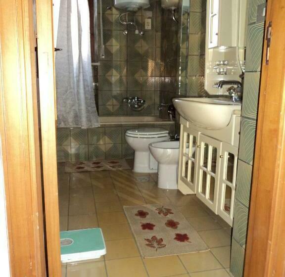 Economy Triple Room, B&b Valente