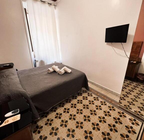 Camera Standard, Nova Roma Guest House
