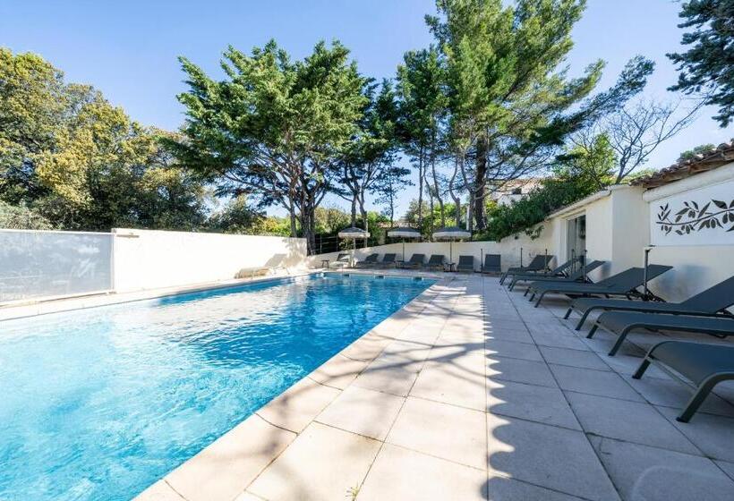 Номер Стандарт, Hôtel La Garrigue & Bar Piscine