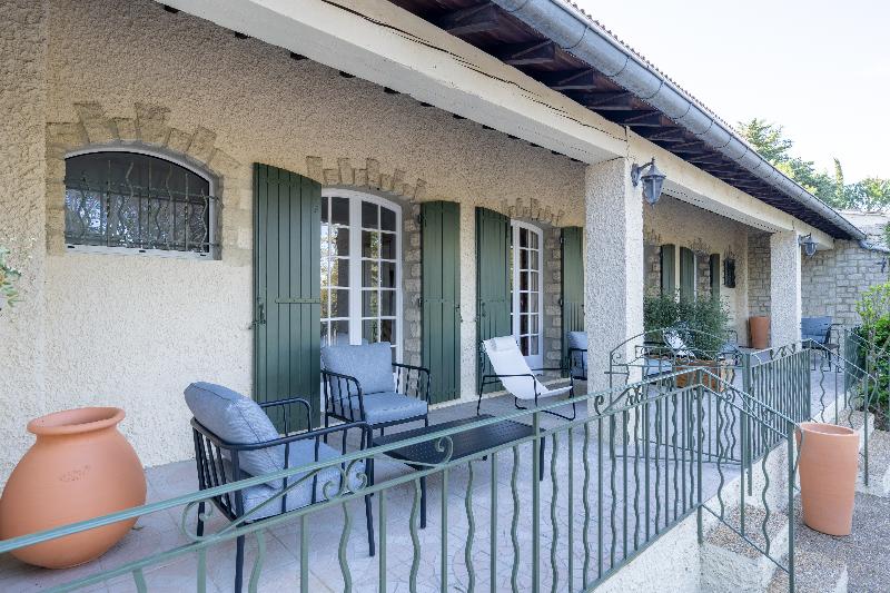Семейный Номер, Hôtel La Garrigue & Bar Piscine