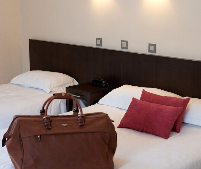Номер Стандарт, Logis Hostellerie De L Abbaye