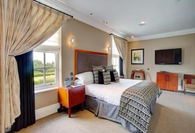 Полулюкс, Seaham Hall And Serenity Spa