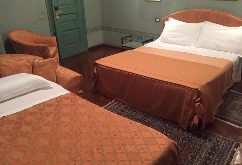 اتاق استاندارد سه نفره, Villa Giulia