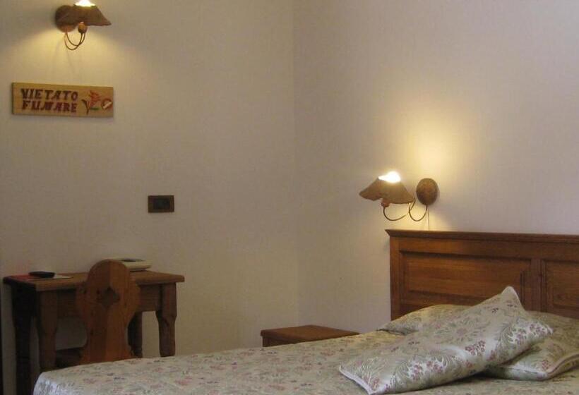 Номер Стандарт Трехместный, Villa Plinia