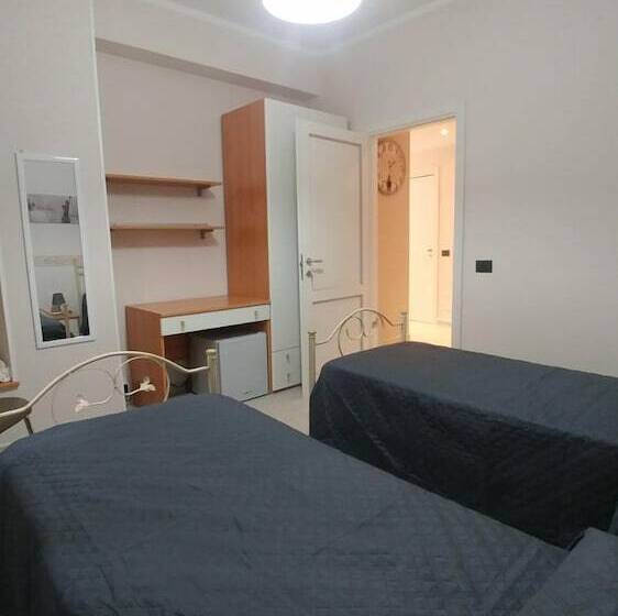 اتاق استاندارد سه نفره, B&b I Portici