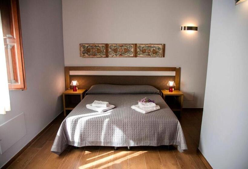 Номер Стандарт, Casena Mongerrati