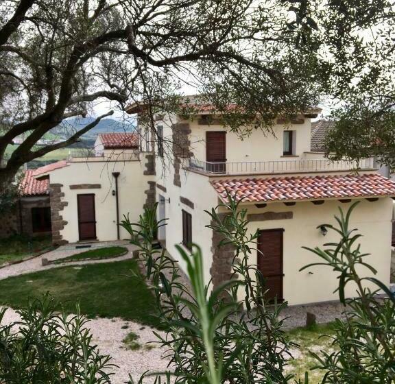 Четырехместный Номер Стандарт, Artemisia Sardegna