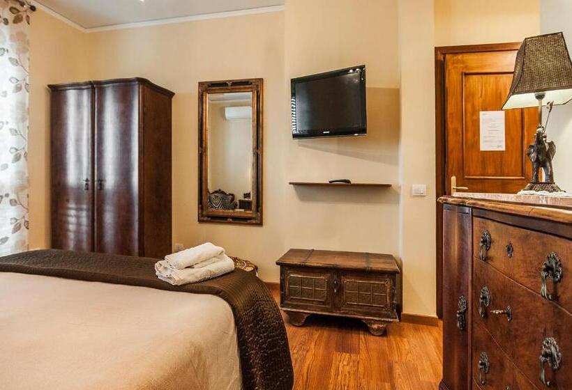 اتاق استاندارد با بالکن و چشم‌انداز دریا, Villa Olga B&b