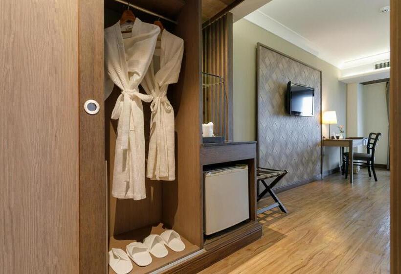 غرفة بريميوم, Amora Thapae Hotel Chiang Mai