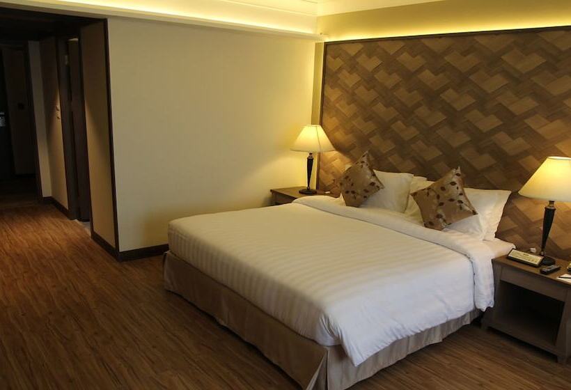 اتاق لوکس, Amora Thapae Hotel Chiang Mai