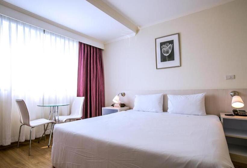Quarto Deluxe, Elizabeth