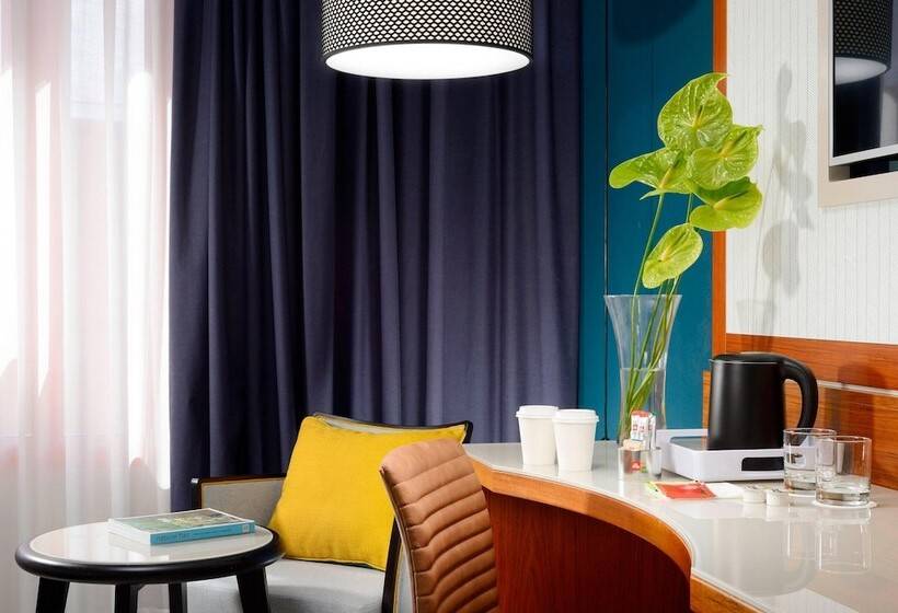 Quarto Deluxe, Four Points By Sheraton Siena
