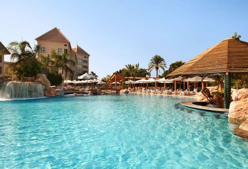 غرفة ديلوكس, Hilton Pyramids Golf
