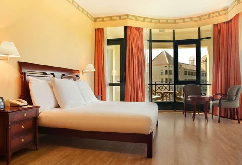 غرفة ديلوكس, Hilton Pyramids Golf