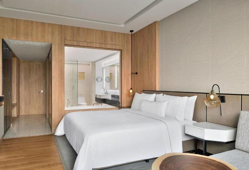 Стандартный Номер Кровать Кинг, The Westin Mumbai Powai Lake