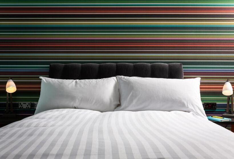 Номер Стандарт, Village Hotel Birmingham Dudley