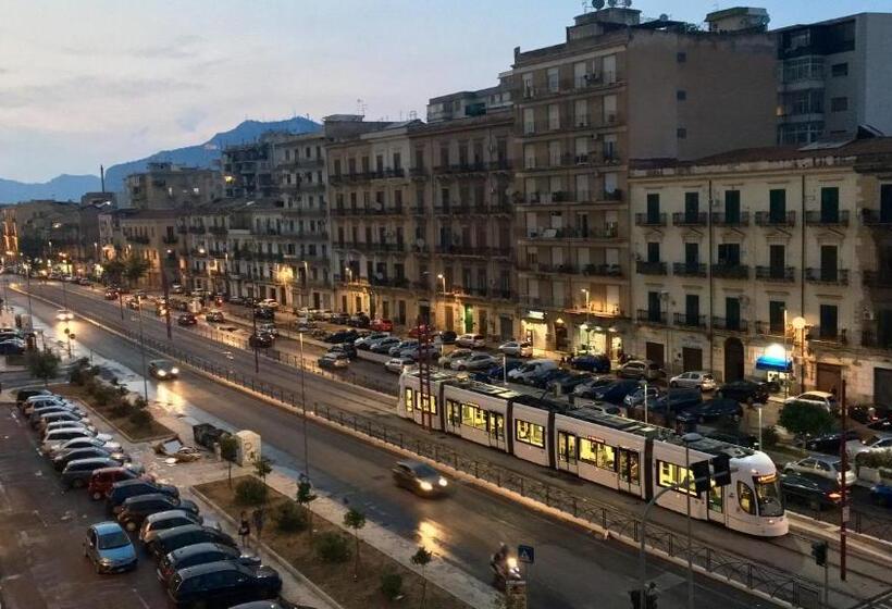 سوییت جونیور لوکس, Suite Del Ponte Normanno