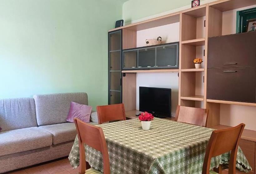 Апартаменты 1 Спальня Нижний Этаж, Edera Rooms And Apartment