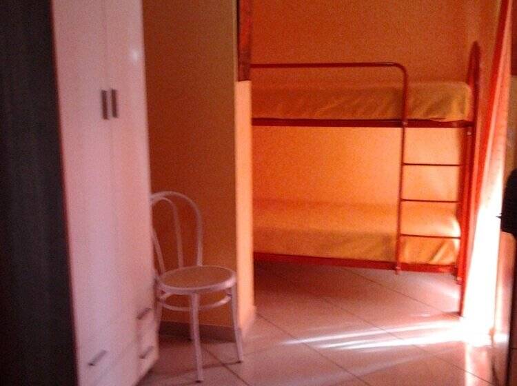 اتاق ساده چهارنفره, B&b Il Gabbiano