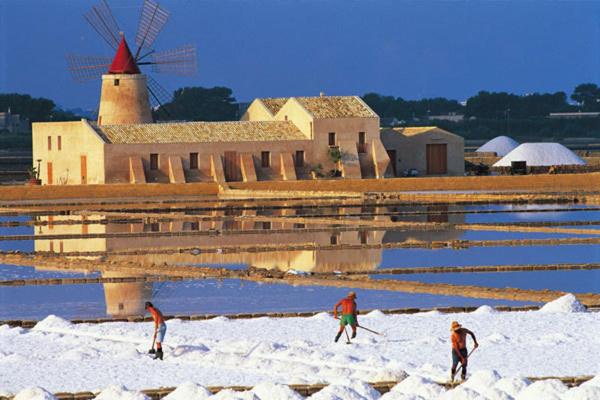 غرفة قياسية, Eolo