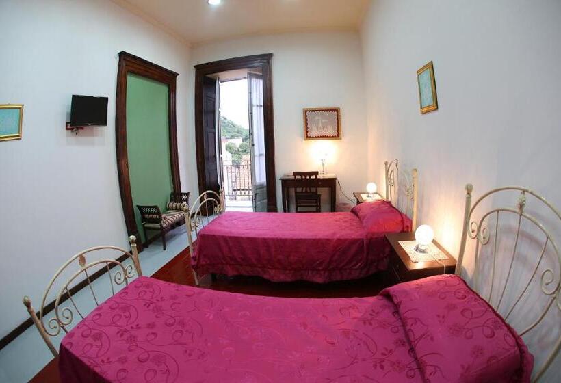 اتاق استاندارد با بالکن, Casa Lissania