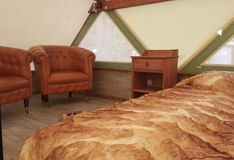 منزل غرفتين نوم, Parco Del Lago Glamping & Lodges