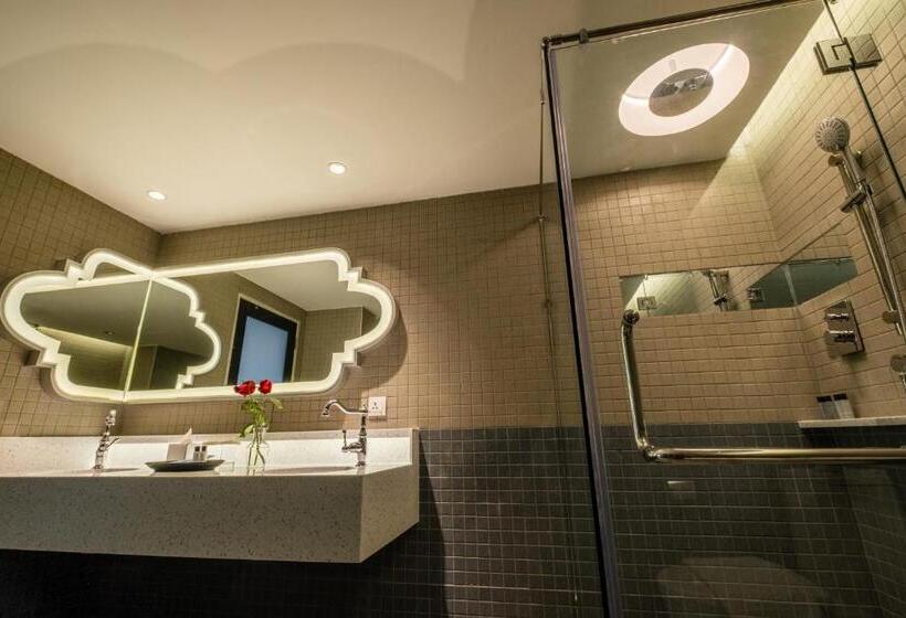 سوییت اجرایی, Grand Swiss Belhotel Melaka