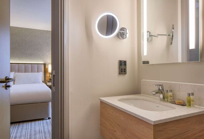 Номер Стандарт, Doubletree By Hilton London   Chelsea